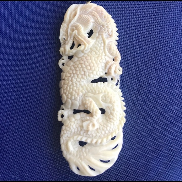 Vintage Hand Carved Dragon Pendant Necklace - Picture 3 of 5